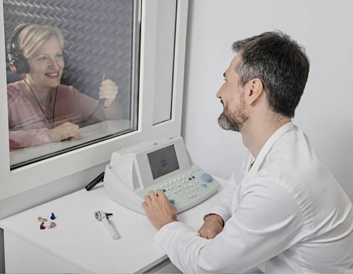 Ayudas y subvenciones para audífonos